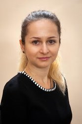 Лаврів Леся Петрівна