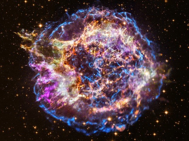 Залишок наднової зорі Кассіопея А (фото: chandra.harvard.edu)