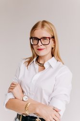 Стрільчук Лариса